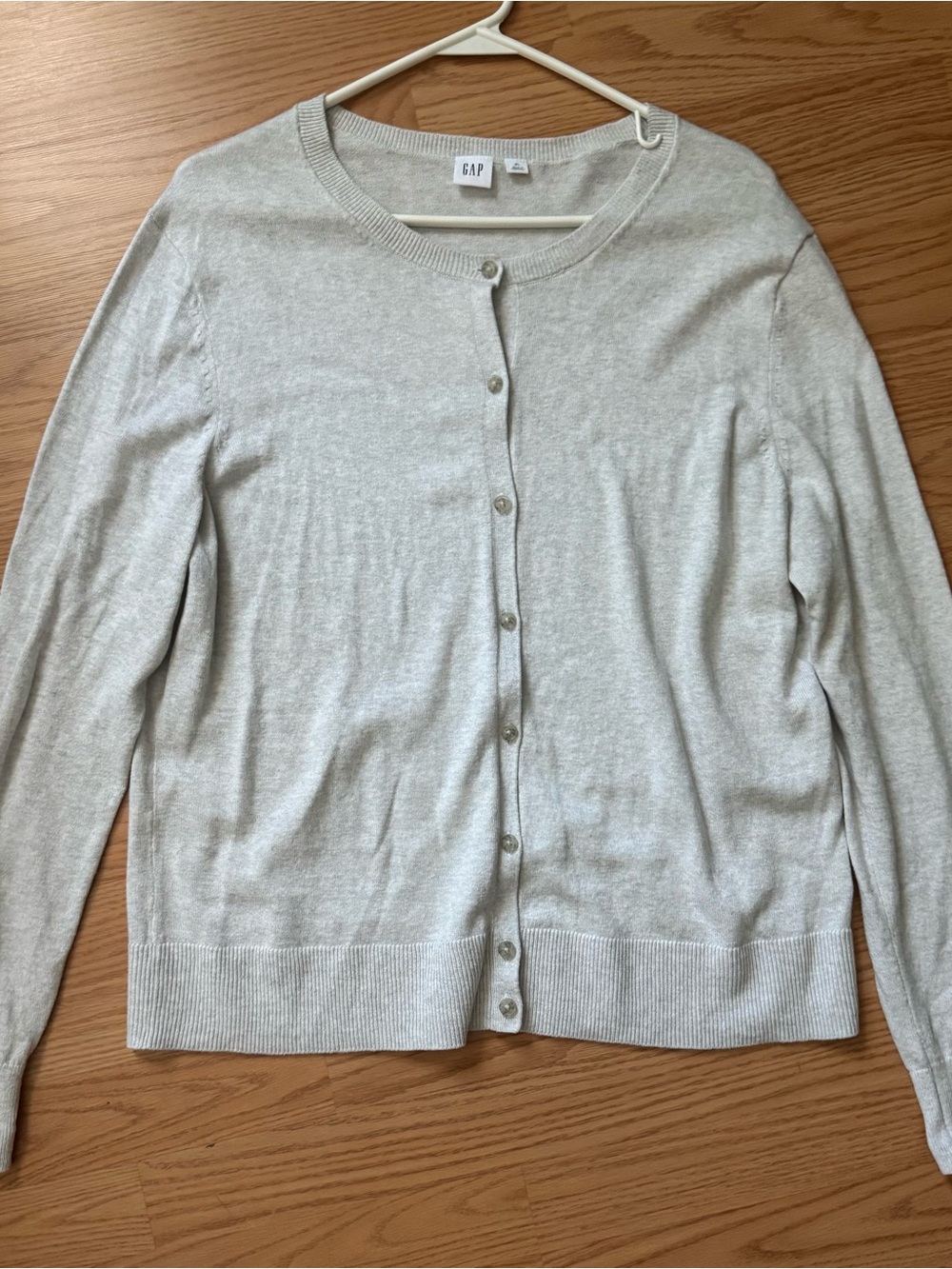 GAP Women's Light Gray Crewneck Button Cardigan - XL